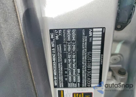 2018 Mercedes-Benz Gls 550 4Matic z USA, uszkodzony, nr VIN 4JGDF7DE1JB013775